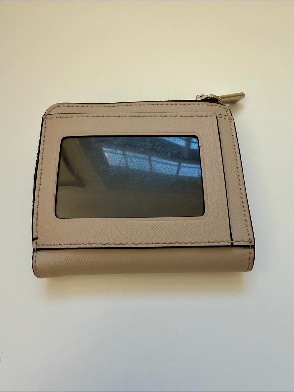 Kate Spade Saffiano Leather Bifold Wallet Neutral Two-Tone Black Taupe - Picture 3 of 9